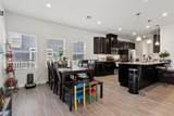 909 Porte Crayon St - Photo 12