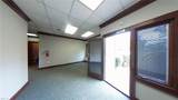 732 Thimble Shoals Blvd - Photo 2