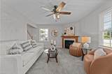 700 Canteberry Ln - Photo 9