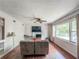 1625 Garfield Dr - Photo 5
