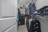 1077 Green St - Photo 13