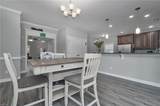 1077 Green St - Photo 6