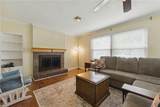 317 Shoreline Dr - Photo 3