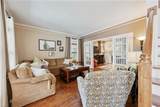 2060 Queens Point Dr - Photo 5