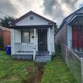 2411 Peach St - Photo 1