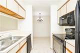 1009 Saint Andrews Way - Photo 16