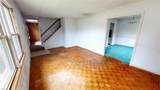 401 Maplewood Ct - Photo 6