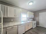 1121 35th St - Photo 6