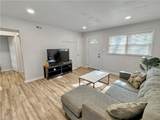 2304 Wake Forest St - Photo 3