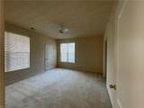 2820 Majestic Oak Ct - Photo 10