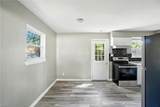 1210 Clarence St - Photo 6