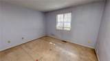 919 Captains Ct - Photo 23