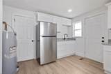 1111 Charleston St - Photo 8