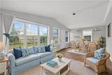 3516 Maverick St - Photo 14