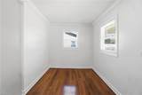 3011 Southport Ave - Photo 14