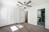 3011 Southport Ave - Photo 20