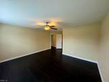 7920 Woodall Rd - Photo 16