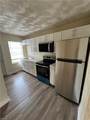 1523 Rush St - Photo 8
