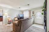 1821 Hurst Dr - Photo 4