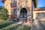 208 Telford Dr - Photo 4
