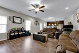 1813 Laguard Dr - Photo 14