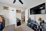 1813 Laguard Dr - Photo 27