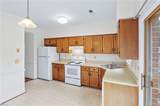 925 Huntwood Ln - Photo 8