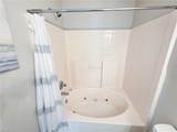 6218 Oakglen Dr - Photo 18