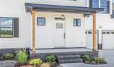 213 Riverview Ave - Photo 3