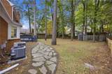 605 Hollygate Ln - Photo 40