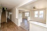2428 Myrtle Ave - Photo 3