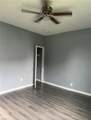 922 Holladay St - Photo 9