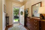 1002 Colonial Ave - Photo 4