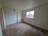 941 Holladay St - Photo 14