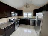 1405 Perry St - Photo 8