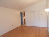 902 Russell Ct - Photo 2