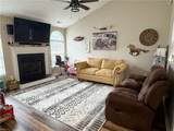 2032 Regency Dr - Photo 8