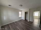1729 49th St - Photo 15