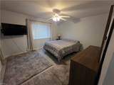1032 Willow Green Dr - Photo 16