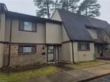 1032 Willow Green Dr - Photo 2