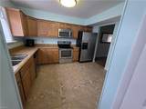 1032 Willow Green Dr - Photo 6