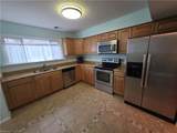 1032 Willow Green Dr - Photo 7