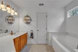 821 Shipton Ct - Photo 6