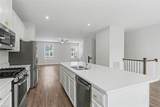 1013 Port Side Way - Photo 13