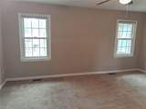 340 Worthington Sq - Photo 19