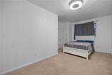 421 Hollywood Ave - Photo 16