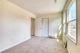 833 Hampton Ave - Photo 18