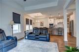 221 Richmond Ave - Photo 11