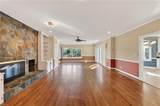 1072 Downshire Chse - Photo 9