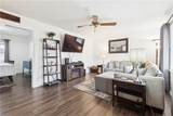 176 Hawthorne Dr - Photo 2